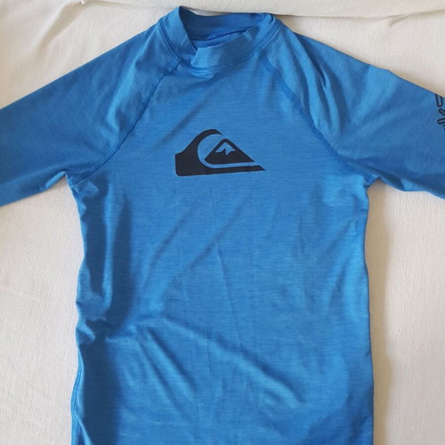 Quiksilver T-shirt like new, size L, black and blue