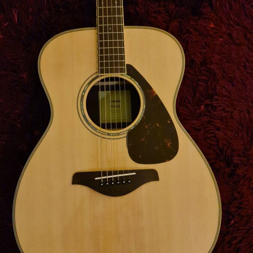 Yamaha FS830 acoustic guitar new with box
