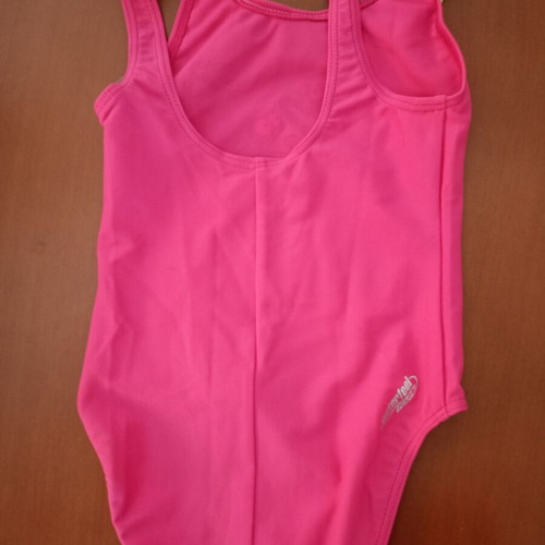 Arena girls' swimsuit used with happy frog design pink