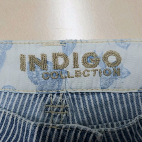 Marks & Spencer jeans shorts like new, size 14, white and turquoise