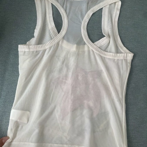T-shirt like new, size S, white with floral embroidery