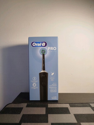 Oral-B Pro ηλεκτρική οδοντόβουρτσα καινούργια
