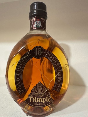 Dimple 15 Year Old Fine Old De Luxe Scotch Whisky 75cl new, sealed