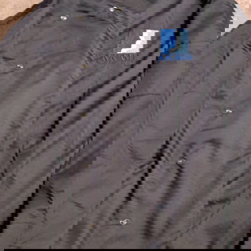 Σετ ρούχα ζαχαροπλαστικής σαν καινούργιο με γκρι ελαστικά παντελόνια