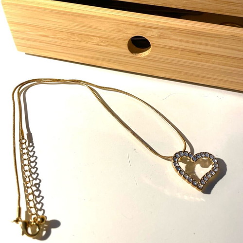 Necklace gold-plated heart new with rhinestones