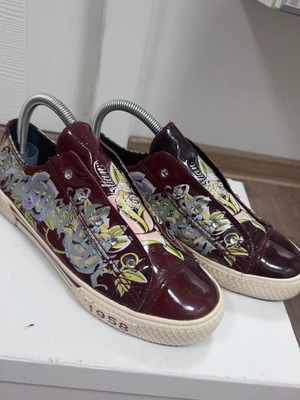 Christian Audigier leather sneakers size 39 like new, multicolor