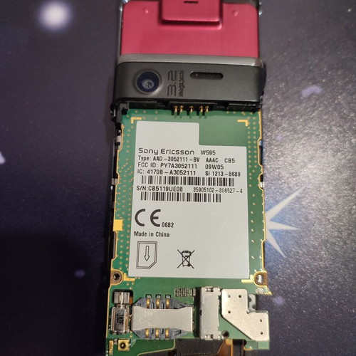Sony Ericsson W595 used, non-functional for parts
