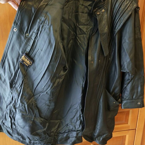 Γυναικείο δερμάτινο μπουφάν vintage 80's medium μεταχειρισμένο, μαύρο