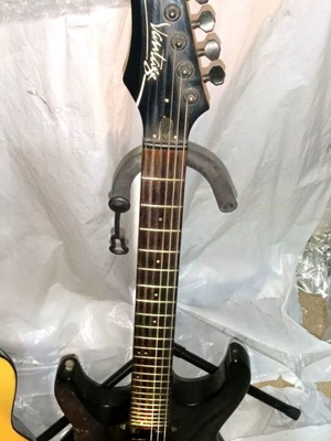 Vantage αριστερόχειρη ηλεκτρική κιθάρα Superstrat HSS