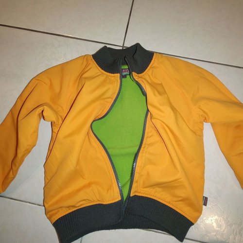 Children's jacket used for 6-year-old boy orange
