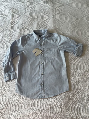 Lc Waikiki Boys' Dress Shirt new, size 5-6, blue