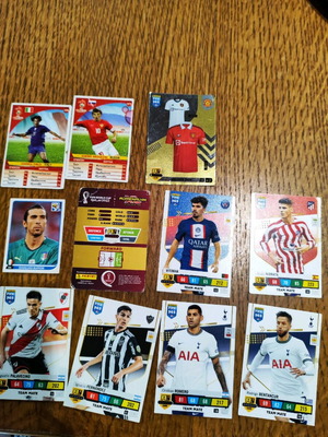 Football cards like new, all together