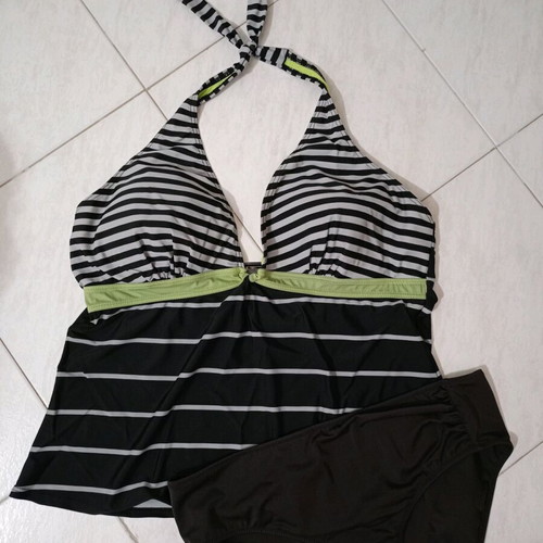 Swimsuit set XL + Free pareo
