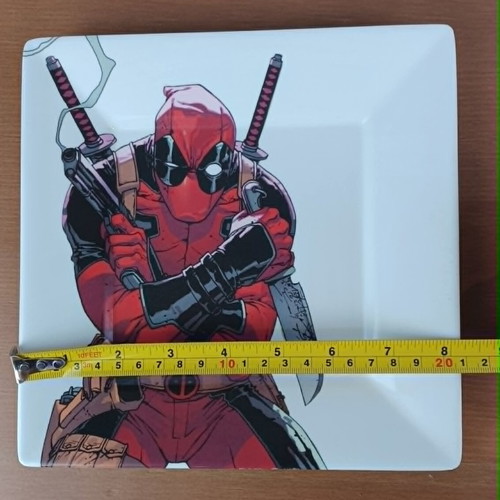 Deadpool Melamine Plate Set 4-Pack like new, 21x21 cm