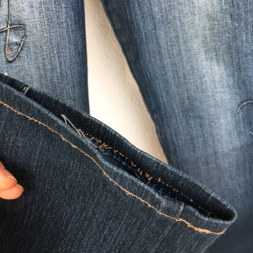 Dolce & Gabbana women's low rise jeans Y2K like new, size 34, blue