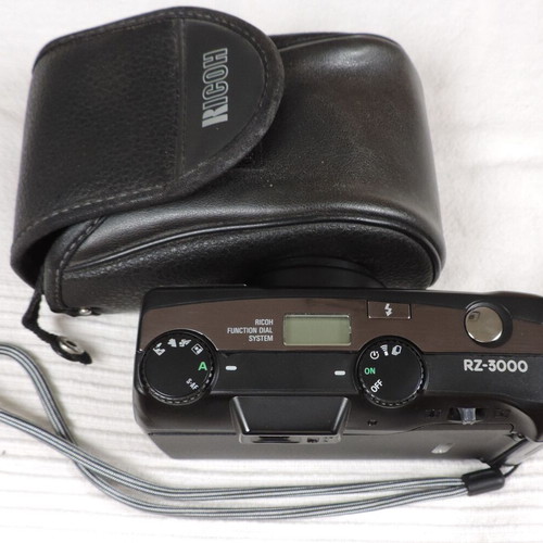 Ricoh RZ 3000 AF Point & Shoot Zoom Film Camera 38-130mm Multi 7 Zone Like New