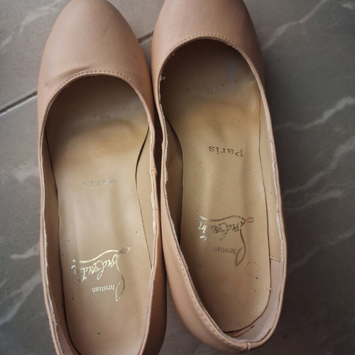 Christian Louboutin high-heeled women's pumps, beige, size 38