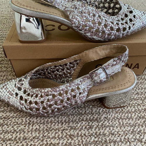 Corina metallic gold and silver pumps like new