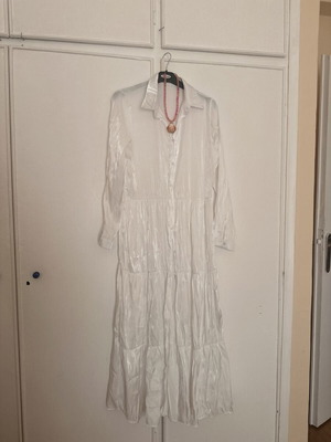White summer dress new with subtle shine