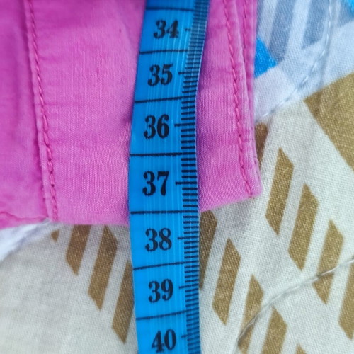 H&M fuchsia low-rise shorts like new, size Xsmall