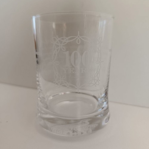 Set of 5 collectible whisky glasses The Famous Grouse like new