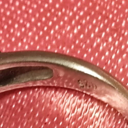 Silver 925 ring with natural amber, like new, size 12