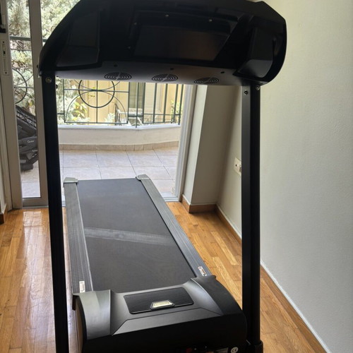 Power Run 4.9 Treadmill Energetics like new