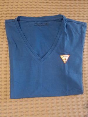 Guess T-shirt small size, blue