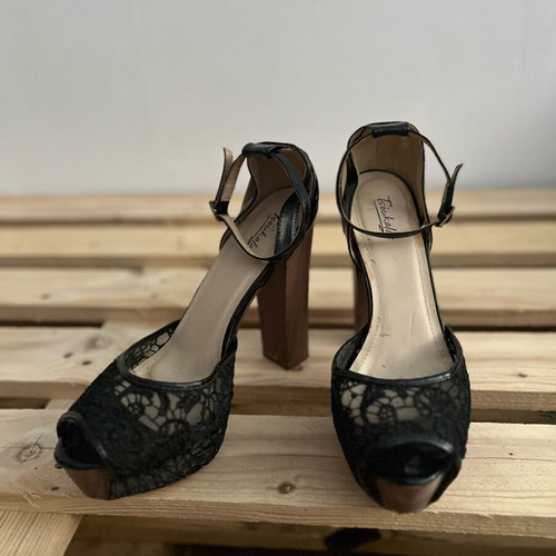 Tsoukalas Shoes high heels used, black, size 41