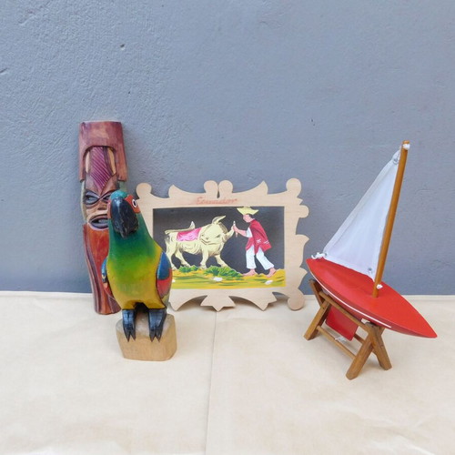 Wooden decorative souvenirs set of 4 pieces