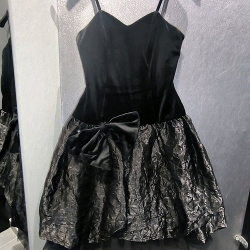 Vintage 80s balloon dress velvet and jacquard like new, black