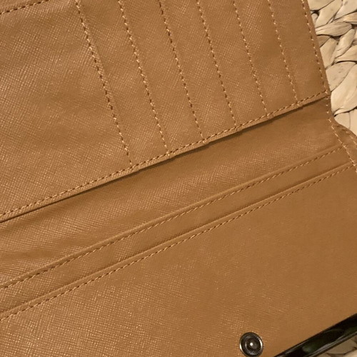 Leather wallet new with beautiful finish