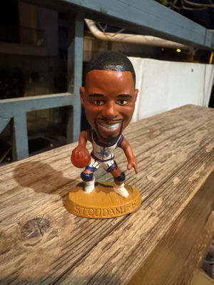 Φιγούρα NBA Corinithian 1997 Raptors σαν καινούργια, vintage