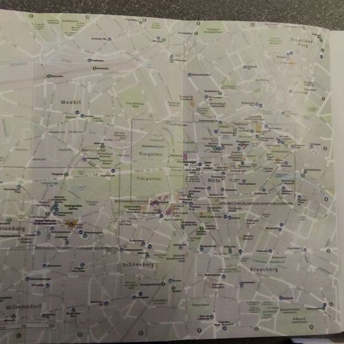 Travel guides unused, pack of 23