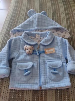Baby jacket for 6 months, like new, blue with hood