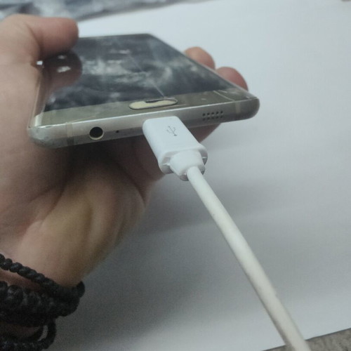 Samsung Galaxy S6 edge+ used for spare parts
