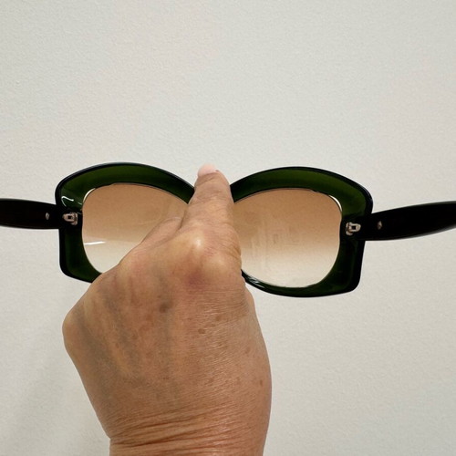 Alexander McQueen Vintage Oversized Sunglasses like new, green