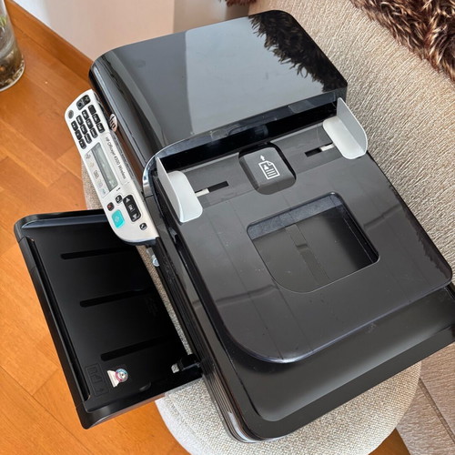 HP printer like new without box with free ink