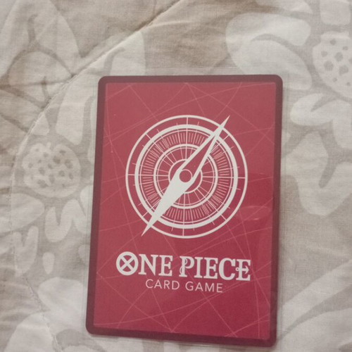 One Piece rare card like new, sleeved
