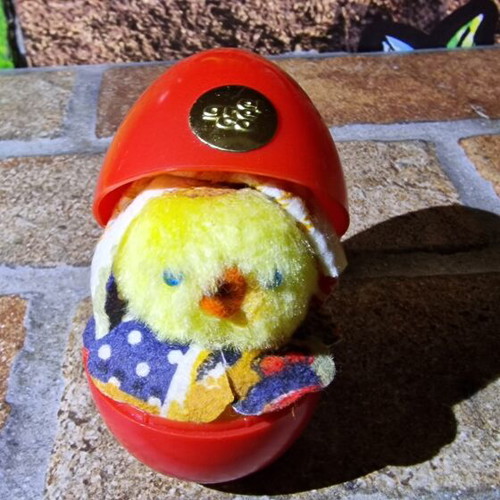 El Greco 1980s chick in egg toy