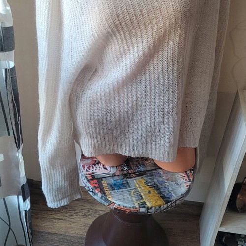 Women's blouse ecru and lame like new, size M