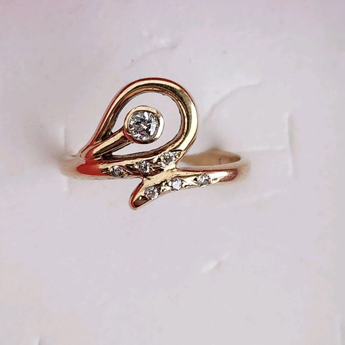 Gold 14K ring used with zircon