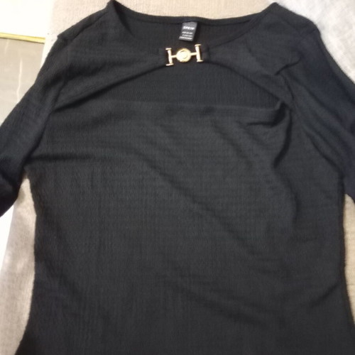 Shein T-shirt new, size M, black