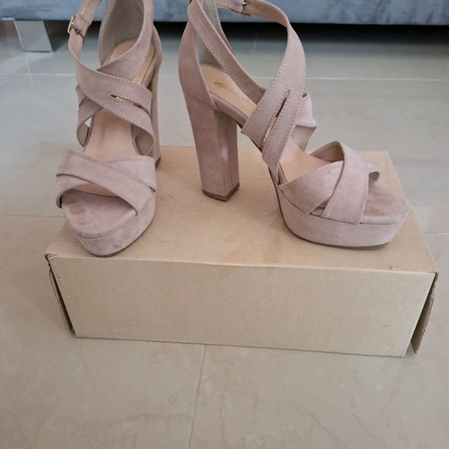 Stefania dusty pink sandals like new, size 37