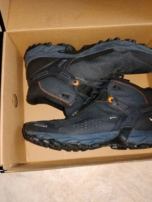Παπούτσια Salewa Dropline Mid Gore-Tex σαν καινούργια, νούμερο 46, μαύρα