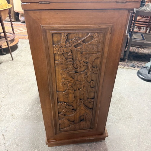 Chinese carved wood bar furniture like new with wheels
