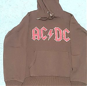 HM acdc sweater