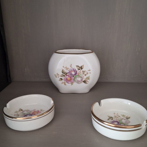 Ceramic set of three pieces with handpainted gold leaf decoration, 1960s