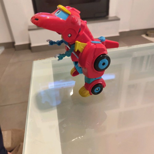Go Go Dino toy in like new condition, needs batteries
