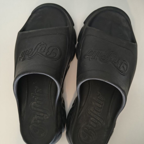Buffalo pool slippers like new, size 38-39, black